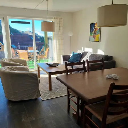 Hausvikstranda Apartman