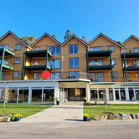 Hausvikstranda Leilighet *
