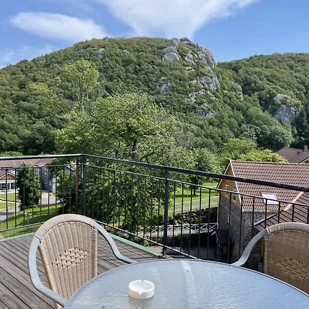 Hausvikstranda Apartman *