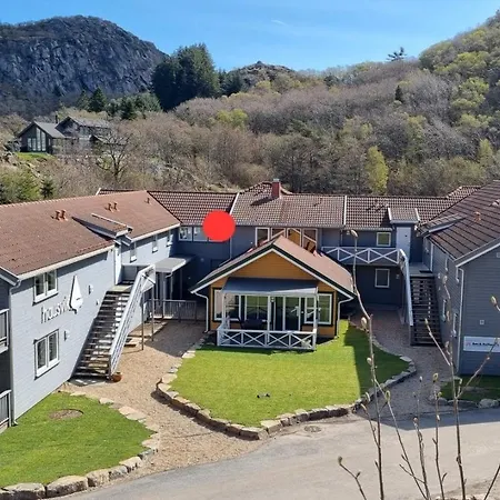 Hausvikstranda Apartamento Lyngdal