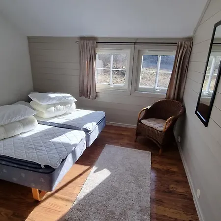 Hausvikstranda Apartamento Lyngdal